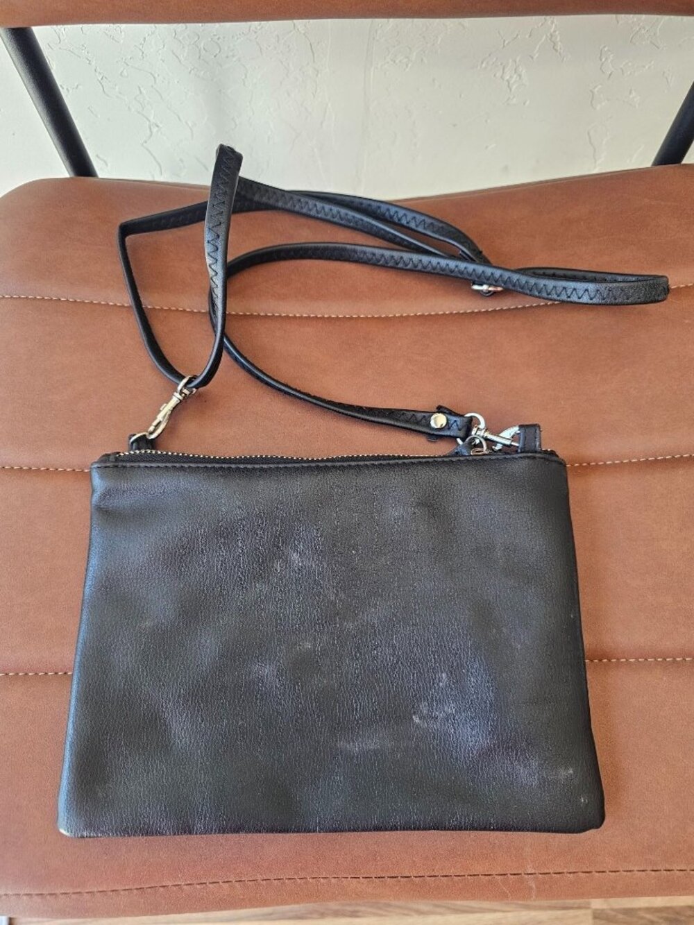 Wild Fable Black Faux Leather Crossbody Bag With Adjustable Strap & Gold Hardwar